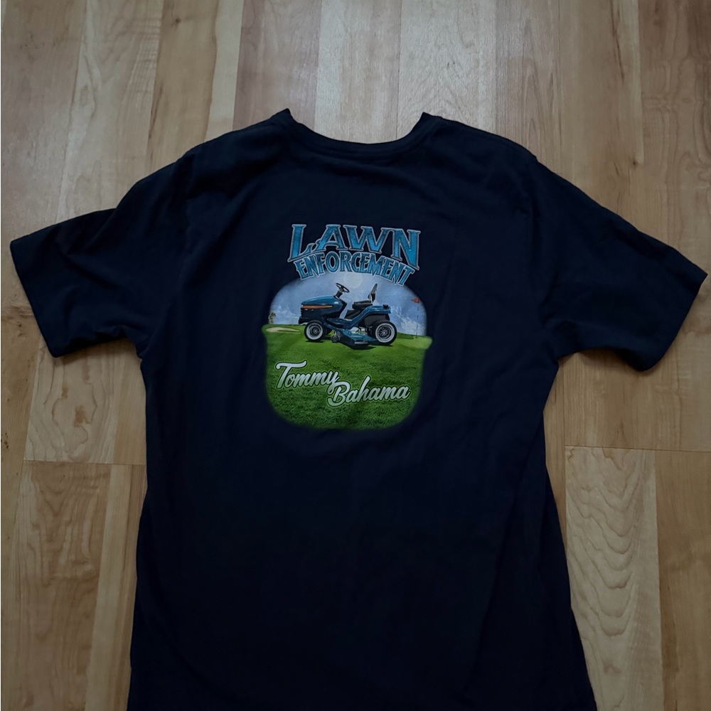 Tommy Bahama Navy Lawn Enforcement Tee tshirt medium